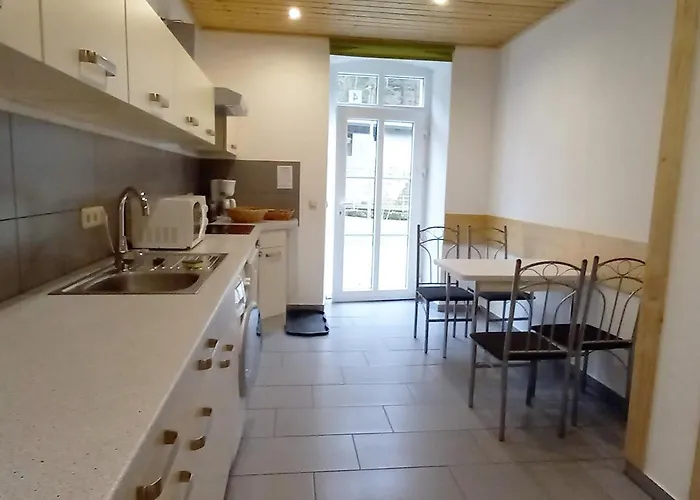 Ocheleck Apartment *